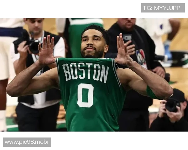 塔图姆成首位伤停至少50场复出首秀砍15+10+5的球员 塔图姆成首位伤停至少50场复出首秀砍15+10+5的球员